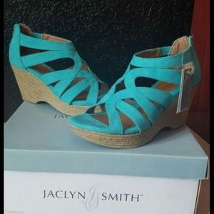 NWT Jaclyn Smith wedges sandals